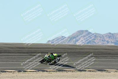 media/Jan-15-2026-Racers Edge (Thu) [[dfebeb70ab]]/3-B Group/Session 2 (Bowl Exit)/